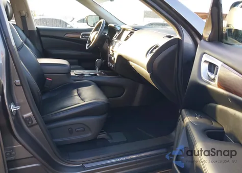 2019 Nissan Pathfinder Platinum z USA, uszkodzony, nr VIN 5N1DR2MN5KC650125